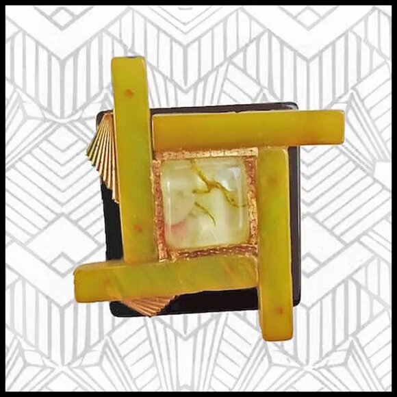 Retro Brooch Pin with Vintage Bakelite & Sealife Lucite VFG - Picture 7 of 12